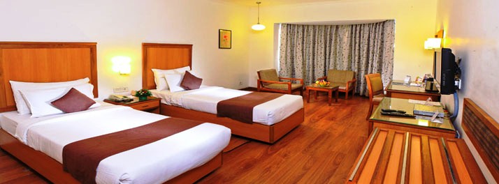 835/Abad Plaza - Kochi 07.jpg